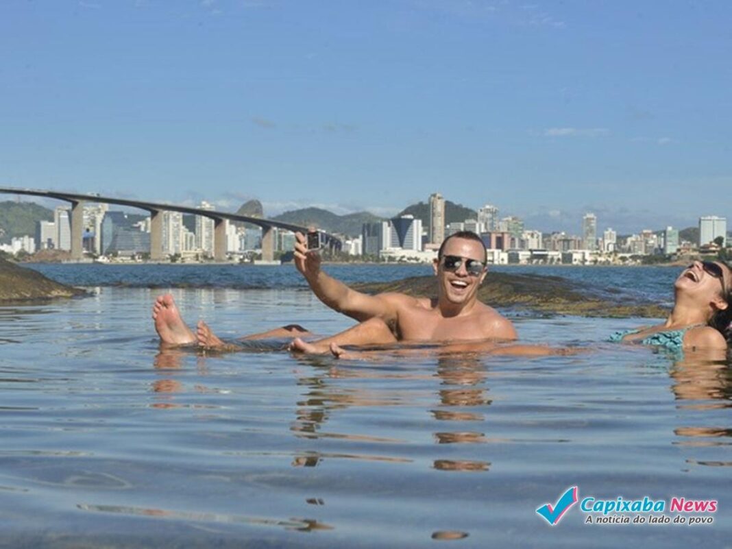 Lugar para visitar neste verão: Morro do Moreno, Vila Velha. Lugar para visitar neste verão: Morro do Moreno, Vila Velha.