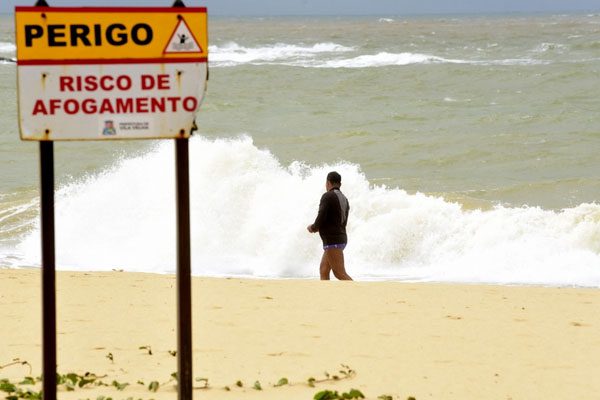 Iniciativa quer reduzir afogamentos no estado Iniciativa quer reduzir afogamentos no estado