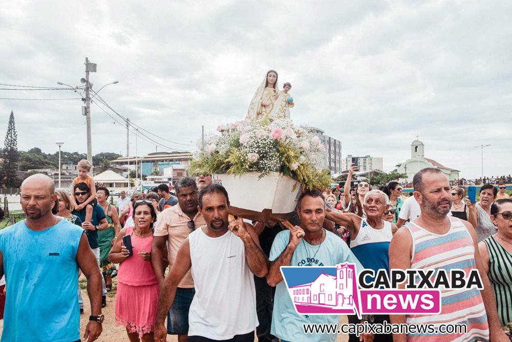 Marataízes: Festa das Canoas completou 114 anos de Fé e Tradição com Missa e Procissão Marítima Marataízes: Festa das Canoas completou 114 anos de Fé e Tradição com Missa e Procissão Marítima