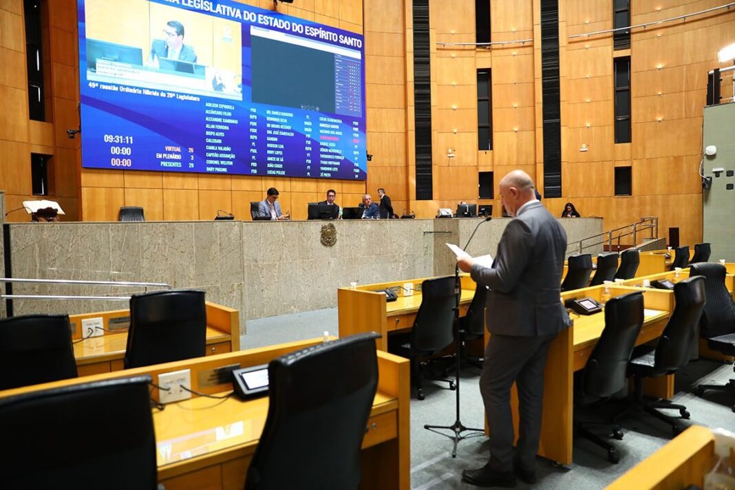 Ales aprova incentivo a qualificação profissional. – ALES Ales aprova estímulo para qualificação de trabalhadores