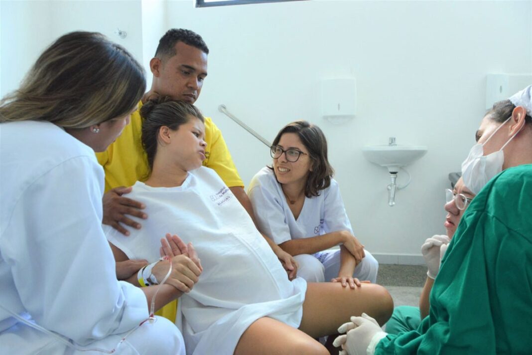 Parto é destaque em Santa Teresa na quarta-feira: evento atrai audiência. – ALES Parto é foco de audiência em Santa Teresa na 4ª