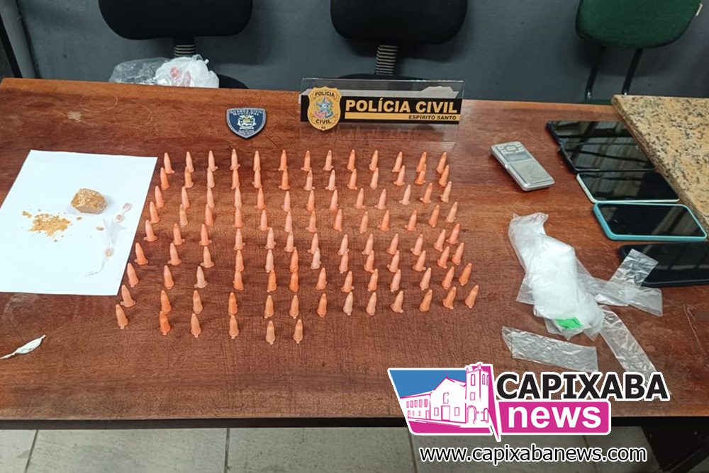 Delegacia de Marataízes prende suspeito de tráfico e apreende mais de 100 pinos de cocaína Delegacia de Marataízes prende suspeito de tráfico e apreende mais de 100 pinos de cocaína