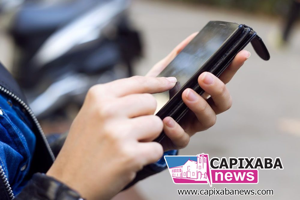 Governo lança projeto para recuperar celulares roubados e furtados no ES Governo lança projeto para recuperar celulares roubados e furtados no ES