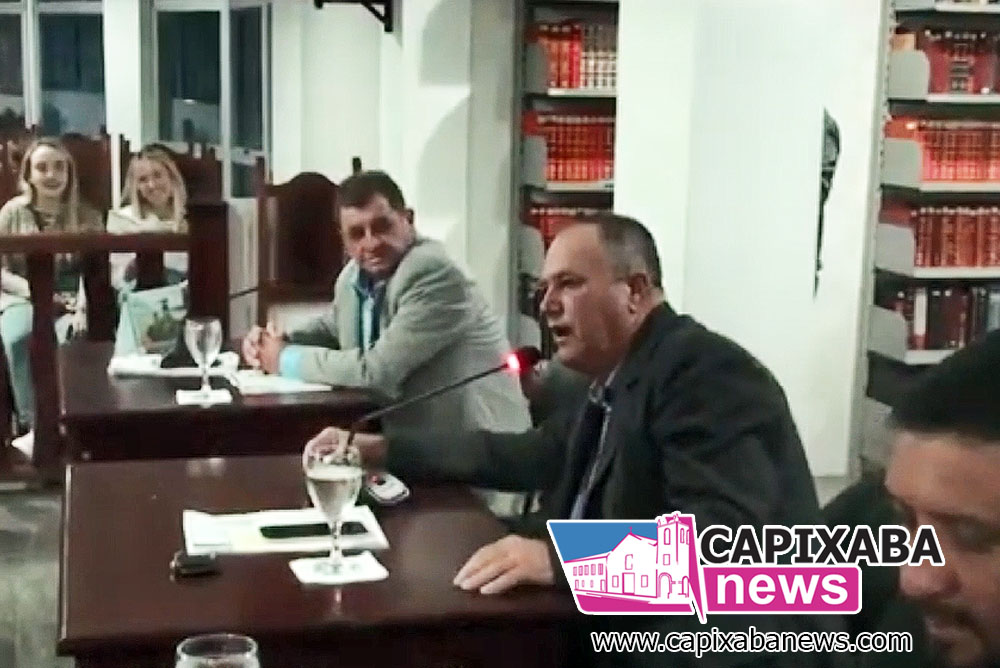 Vídeo: Tentativa de censura na Câmara de Marataízes levanta questionamentos Vídeo: Tentativa de censura na Câmara de Marataízes levanta questionamentos