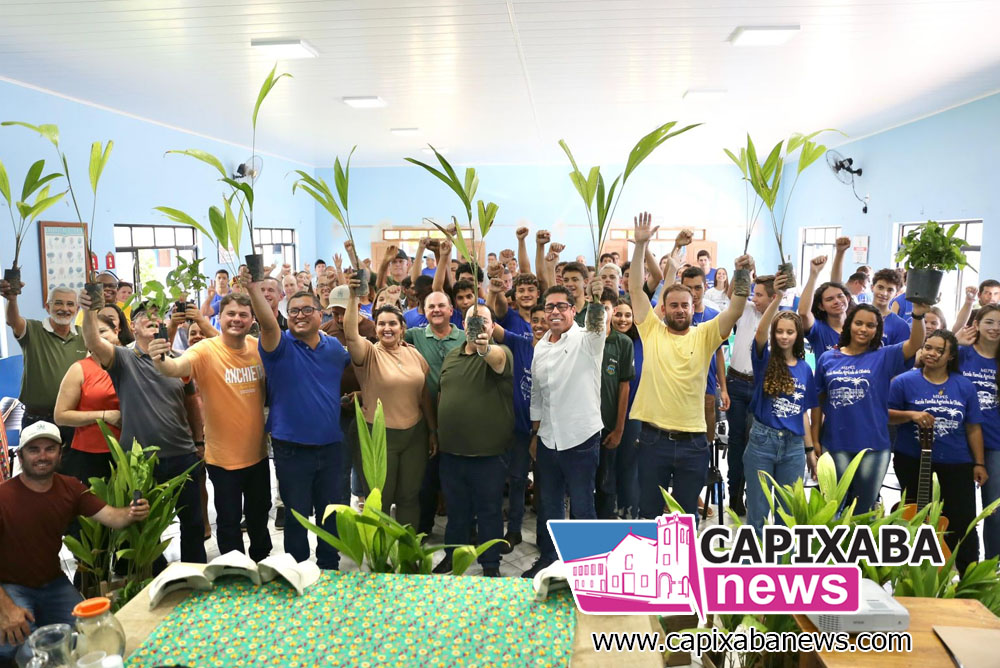 Assembleia Legislativa entrega mais de 20 mil mudas para pequenos agricultores Assembleia Legislativa entrega mais de 20 mil mudas para pequenos agricultores