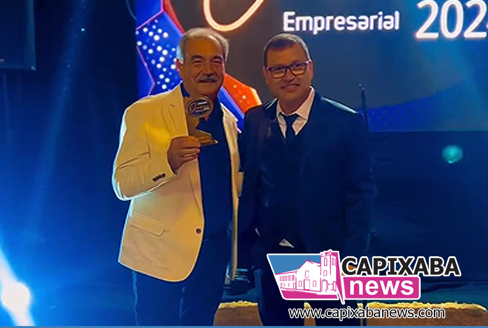 Prêmio Ouro Empresarial reúne empresários, prefeito eleito, vereadores e jornalista em noite de homenagens em Marataízes Prêmio Ouro Empresarial reúne empresários, prefeito eleito, vereadores e jornalista em noite de homenagens em Marataízes