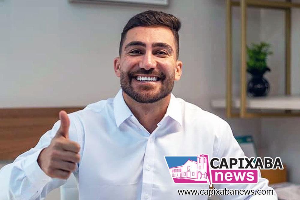Prefeito de Itapemirim, Geninho Alves, sanciona lei que garante reajuste e antecipação salarial Prefeito de Itapemirim, Geninho Alves, sanciona lei que garante reajuste e antecipação salarial