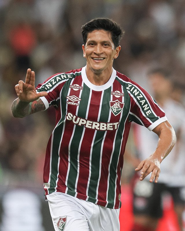 Fluminense aposta em Cano e descarta contratação de centroavante para o Mundial Fluminense aposta em Cano e descarta contratação de centroavante para o Mundial