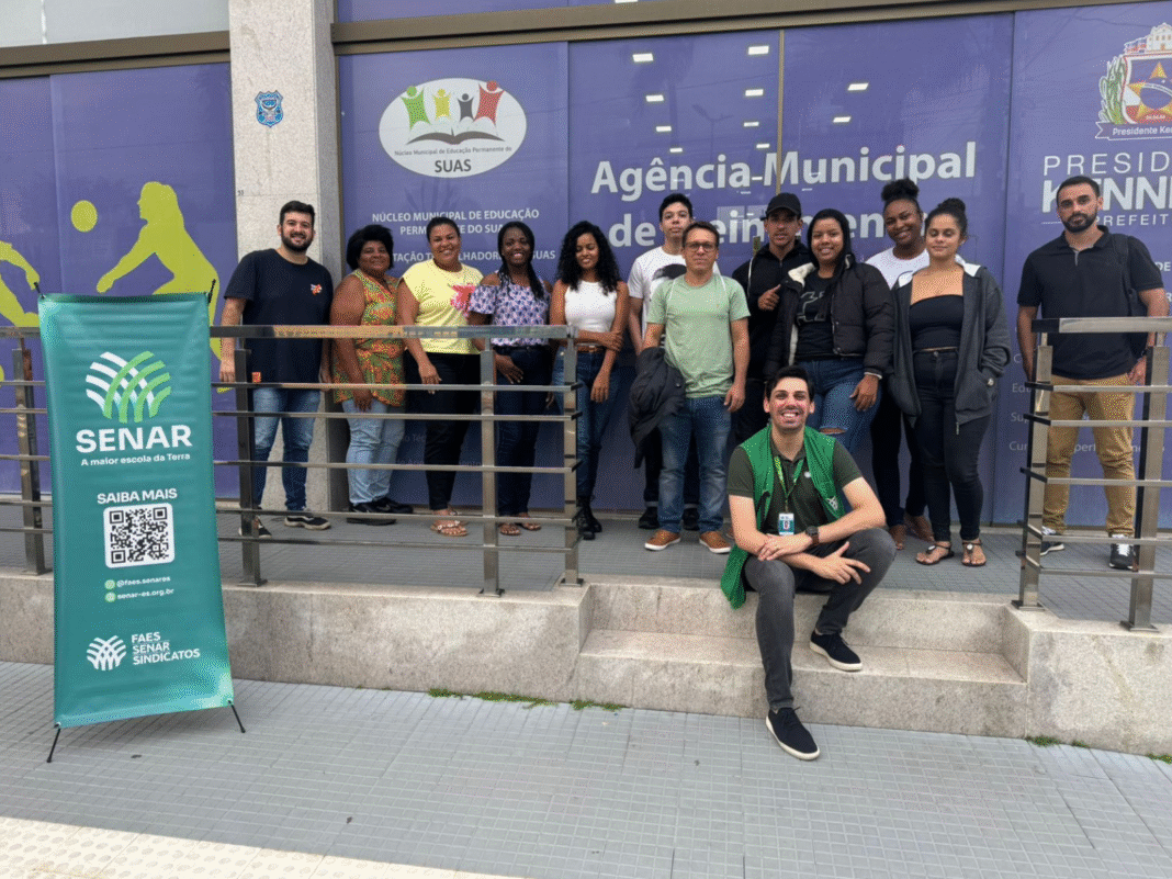 Cursos de Informática Capacitam Moradores de Presidente Kennedy Cursos de Informática Capacitam Moradores de Presidente Kennedy