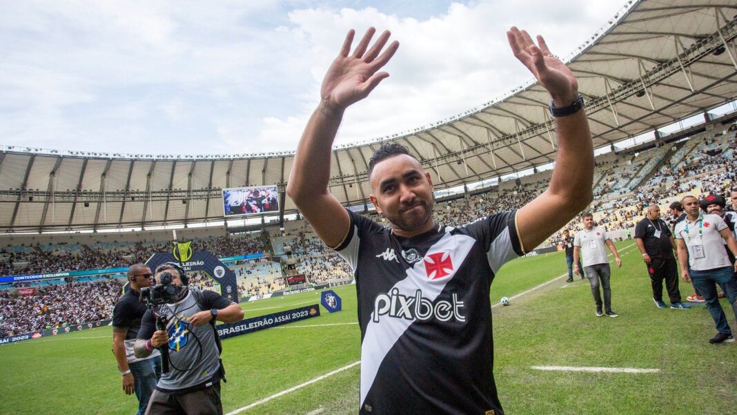 Vasco amplia opções no mercado com saídas e busca por novos reforços até julho. Vasco amplia opções no mercado com saídas e busca por novos reforços até julho.