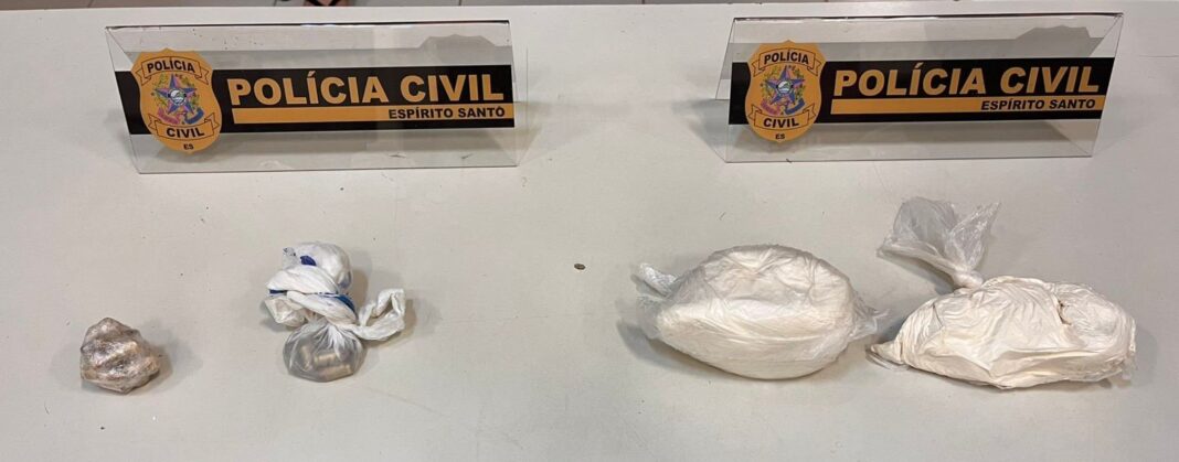 Polícia Civil do ES prende homem e apreende 500g de cocaína em operação em Afonso Cláudio Polícia Civil do ES prende homem e apreende 500g de cocaína em operação em Afonso Cláudio