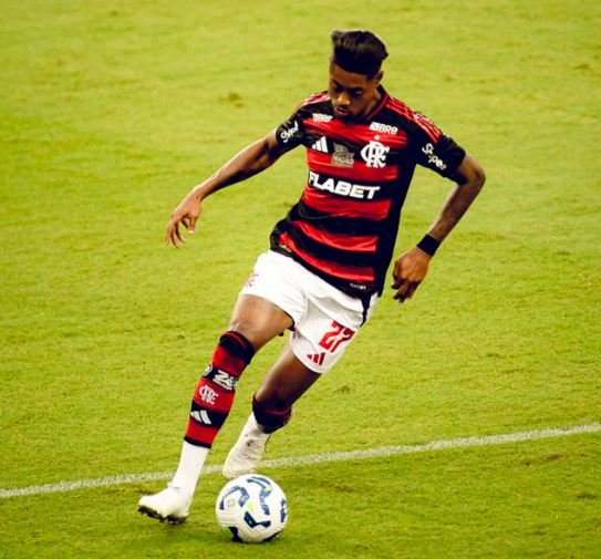 Bruno Henrique, do Flamengo, é denunciado por fraude esportiva e estelionato
