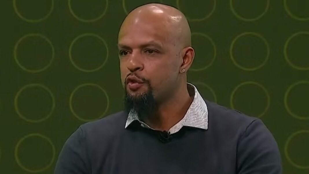 Felipe Melo, ex-Fluminense, anuncia que vai ser treinador com comissão técnica definida para 2026 Felipe Melo, ex-Fluminense, anuncia que vai ser treinador com comissão técnica definida para 2026