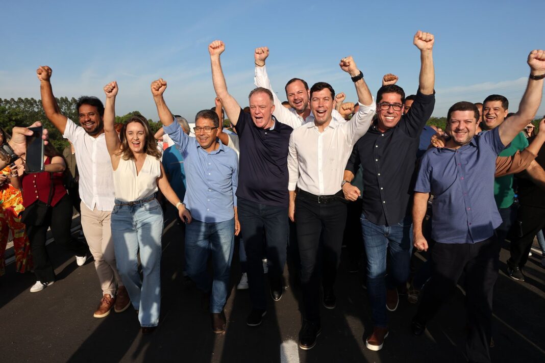 Governo do ES inaugura viadutos em Vila Velha para melhorar mobilidade Governo do ES inaugura viadutos em Vila Velha para melhorar mobilidade