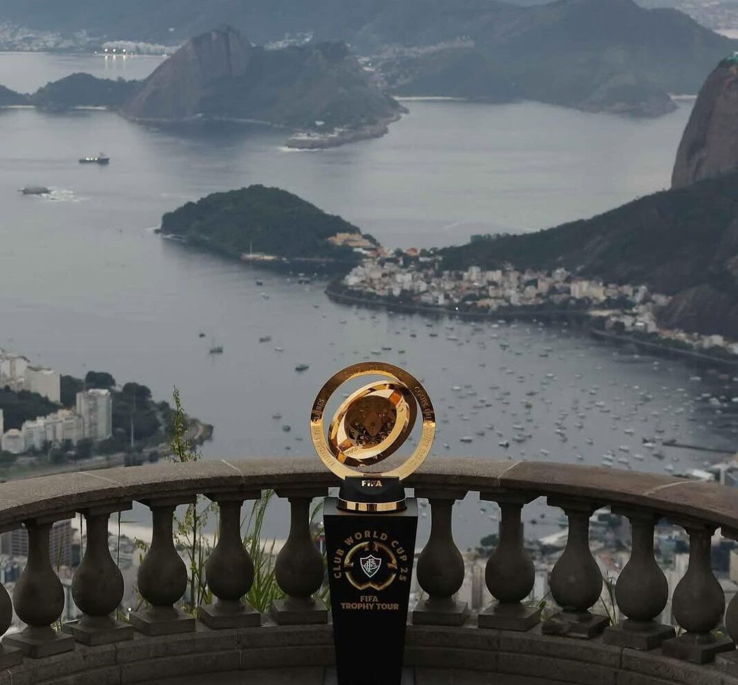 Governo do Rio de Janeiro apoia Flamengo, Fluminense e Botafogo Governo do Rio de Janeiro patrocinará Flamengo, Fluminense e Botafogo durante a Copa do Mundo de clubes