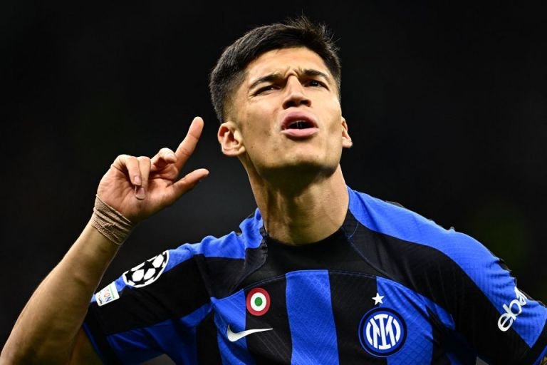 Joaquín Correa e Cristhian Loor estão regularizados e prontos para estrear pelo Botafogo Regularizados no BID, Joaquín Correa e Cristhian Loor podem estrear pelo Botafogo