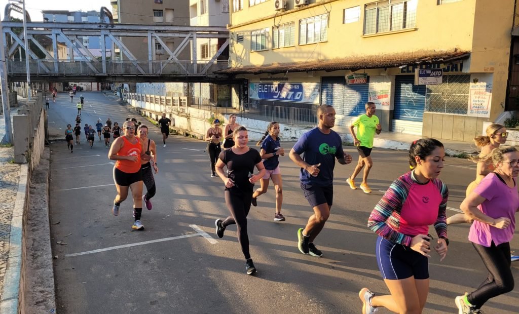Semesp inicia entrega de kits da 45ª Corrida de São Pedro em Cachoeiro de Itapemirim Kits da Corrida de São Pedro serão entregues a partir desta quarta-feira (11) - Prefeitura de Cachoeiro de Itapemirim