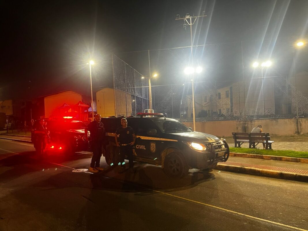 Polícia Civil prende homem de 22 anos por tráfico de drogas em Vitória Polícia Civil prende homem de 22 anos por tráfico de drogas em Vitória