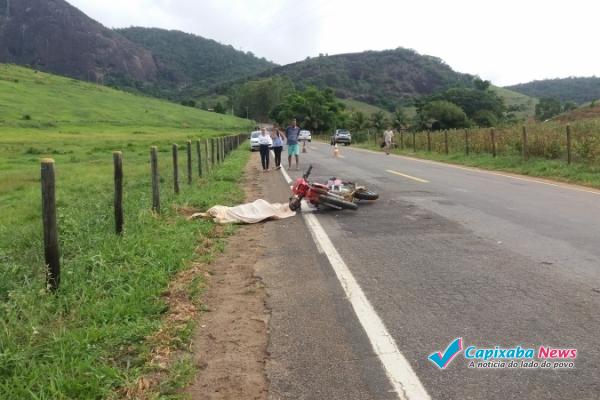 Motociclista morre após atingir cavalo no meio de rodovia em Pancas Motociclista morre após atingir cavalo no meio de rodovia em Pancas