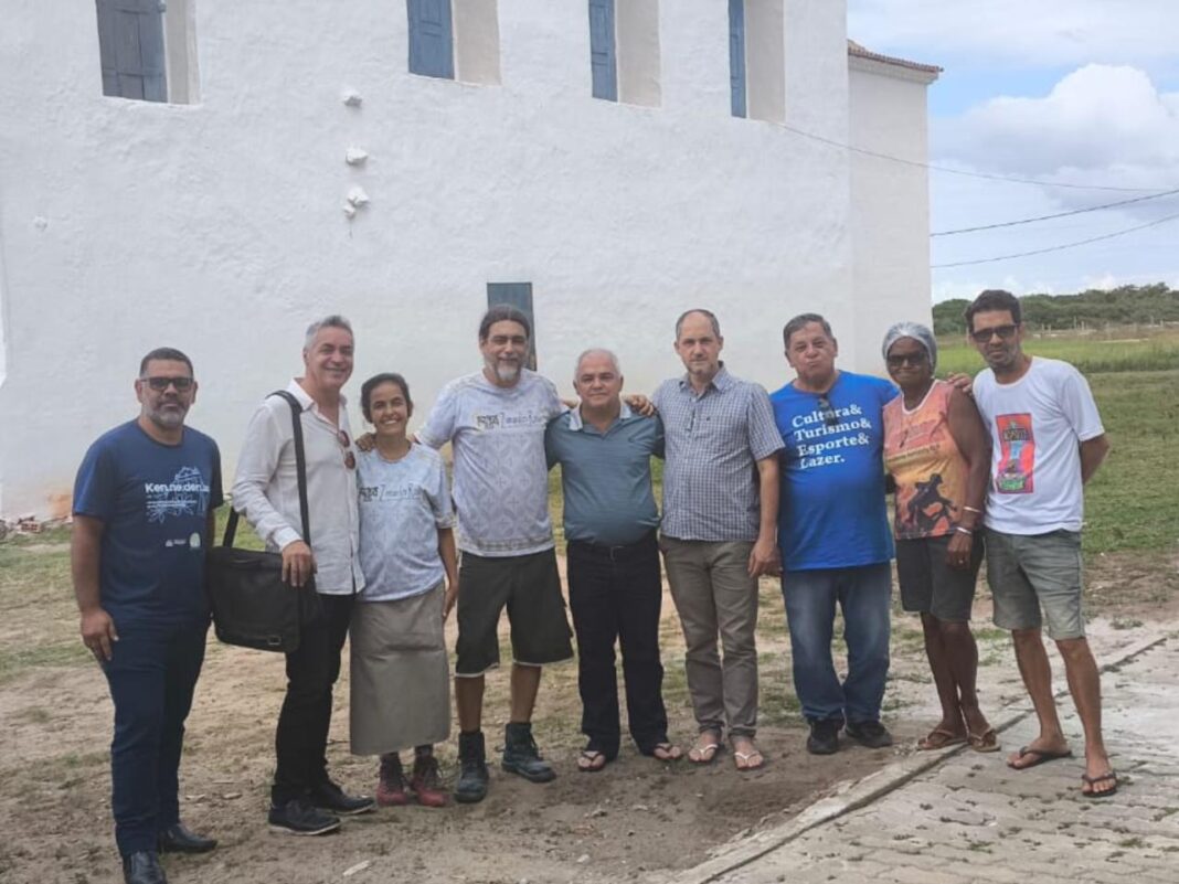 Igreja Nossa Senhora das Neves em Presidente Kennedy passa por restauro Igreja Nossa Senhora das Neves em Presidente Kennedy passa por restauro