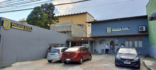 Polícia Civil prende motorista de aplicativo suspeito de roubo na Serra Polícia Civil prende motorista de aplicativo suspeito de roubo na Serra