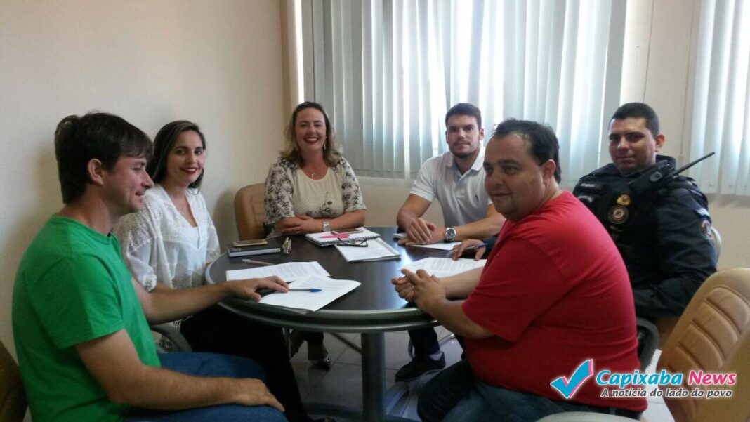 Animais soltos em vias públicas com dias contados em Anchieta Animais soltos em vias públicas com dias contados em Anchieta