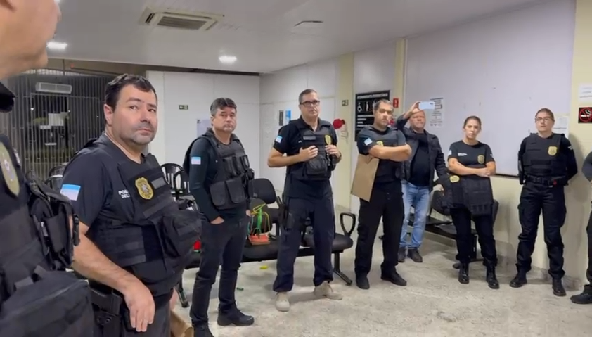 Polícia Civil realiza operação “Força Total” e prende oito suspeitos em Sooretama Polícia Civil realiza operação “Força Total” e prende oito suspeitos em Sooretama
