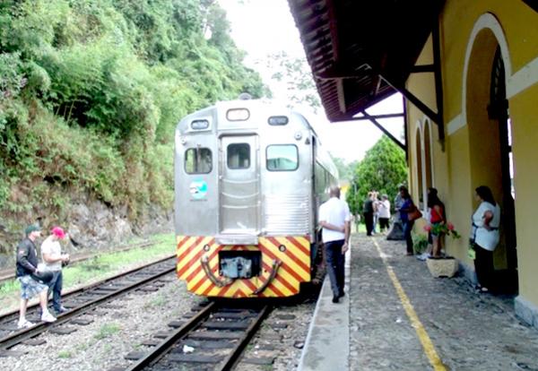 Um passeio pela região serrana do Espírito Santo. Um passeio pela região serrana do Espírito Santo.