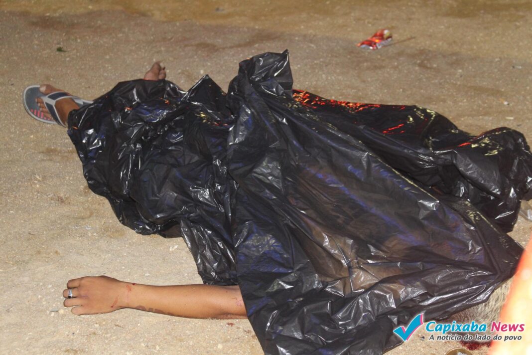 Tiroteio e morte cancela o final do festival de verão de Marataízes Tiroteio e morte cancela o final do festival de verão de Marataízes