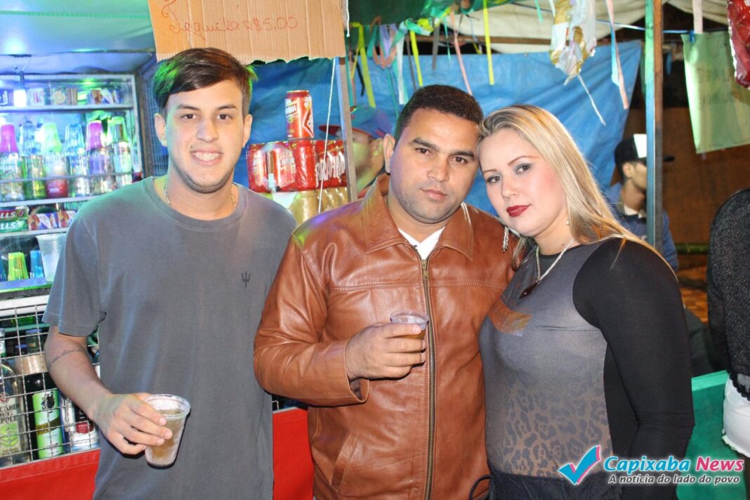Festa do Bairro Santo Antônio em Itapemirim. Confira as fotos: Festa do Bairro Santo Antônio em Itapemirim. Confira as fotos: