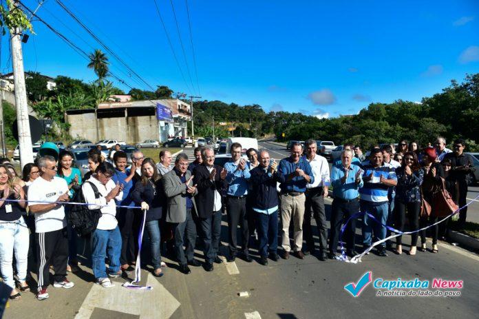 Governo inaugura trecho da rodovia ES-060 entre Piúma e Anchieta Governo inaugura trecho da rodovia ES-060 entre Piúma e Anchieta