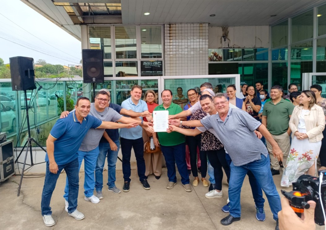 Prefeitura de Anchieta inicia reforma da Unidade de Saúde ESF 1 para melhorias. Notícia Prefeitura assina ordem de serviço para reforma da Unidade de Saúde ESF 1 em Anchieta - Prefeitura Municipal de Anchieta