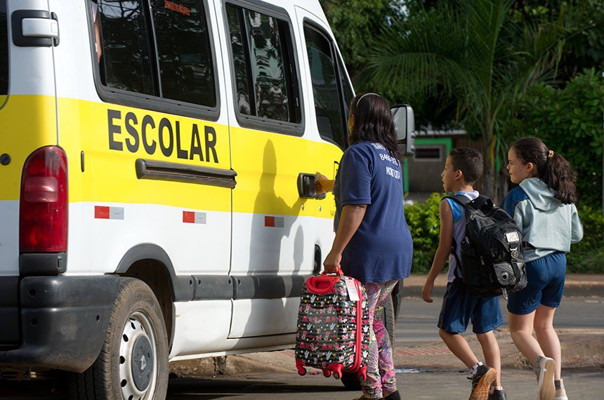 Transporte escolar em Cachoeiro: direitos do consumidor durante as férias escolares Procon de Cachoeiro orienta sobre cobrança de transporte escolar nas férias - Prefeitura de Cachoeiro de Itapemirim