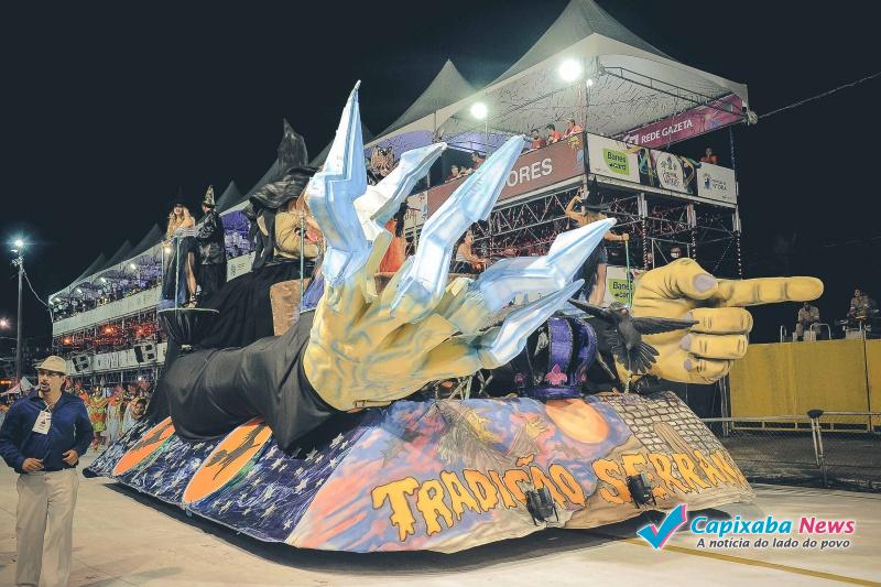Carnaval de Vitória:Tradição Serrana encantou o Sambão, cantando histórias de magia. Carnaval de Vitória:Tradição Serrana encantou o Sambão, cantando histórias de magia.
