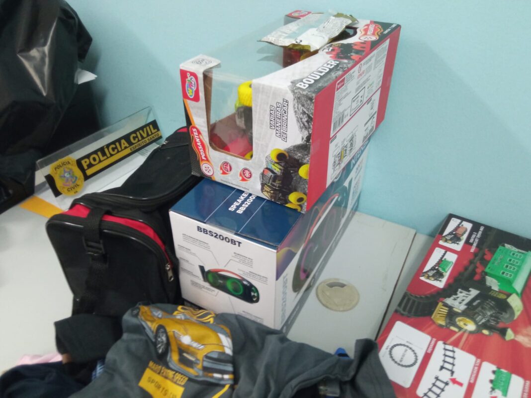 Polícia Civil de Aracruz prende homem suspeito de furtos a comércios locais Polícia Civil de Aracruz prende homem suspeito de furtos a comércios locais