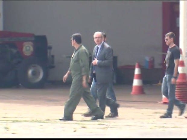 Cunha é preso em Brasília por decisão de Sérgio Moro Cunha é preso em Brasília por decisão de Sérgio Moro