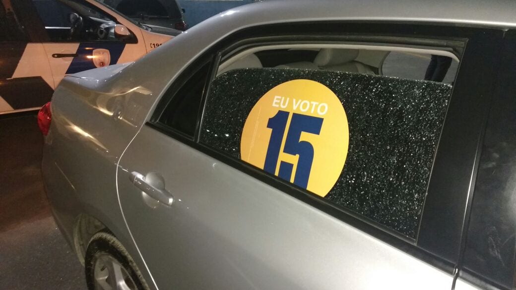 Motociclista atira contra carro onde estava deputado Marcelo Santos em Cariacica Motociclista atira contra carro onde estava deputado Marcelo Santos em Cariacica