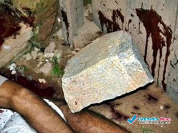 Homem é morto a pedradas em Ibatiba Homem é morto a pedradas em Ibatiba