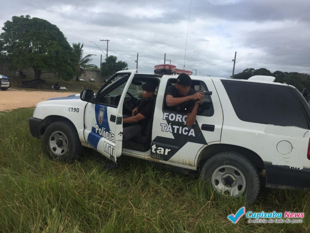 Polícia Militar apreende armas em Marataízes Polícia Militar apreende armas em Marataízes