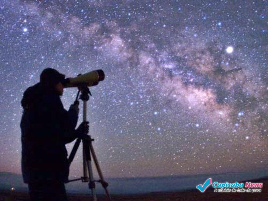 Observação astronômica gratuita na Praia de Ubu Observação astronômica gratuita na Praia de Ubu