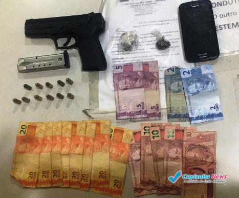 PM apreende espingarda e pistola de fabricação turca na Grande Vitória PM apreende espingarda e pistola de fabricação turca na Grande Vitória
