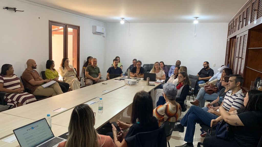 Cachoeiro aprova Plano Municipal para a Primeira Infância com apoio unânime do Consemca Cachoeiro fortalece política pública com aprovação do Plano Municipal pela Primeira Infância - Prefeitura de Cachoeiro de Itapemirim
