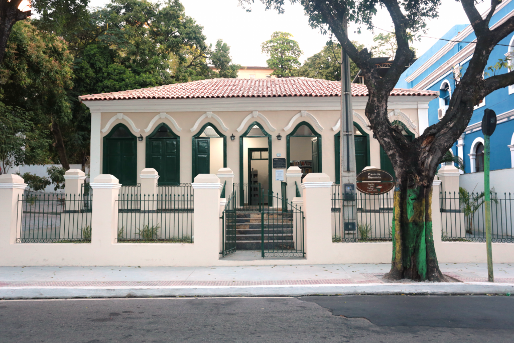 Cachoeiro celebra a arte no XI Salão Levino Fanzeres - Prefeitura de Cachoeiro de Itapemirim