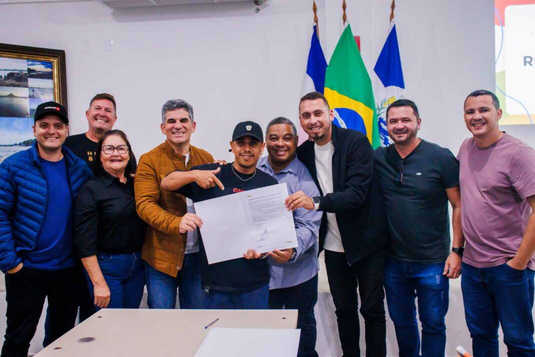 Piúma destina R$ 727 mil da Aldir Blanc para cultura até 2028 Piúma garante mais de R$ 727 mil da Política Nacional Aldir Blanc para investimentos na cultura até 2028