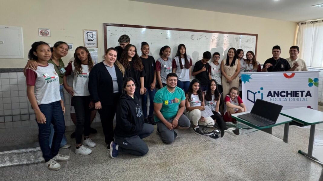 Prefeitura de Anchieta amplia projeto de educação digital em novas escolas Notícia Gerência de Comunicação amplia Projeto de educação digital - Prefeitura Municipal de Anchieta