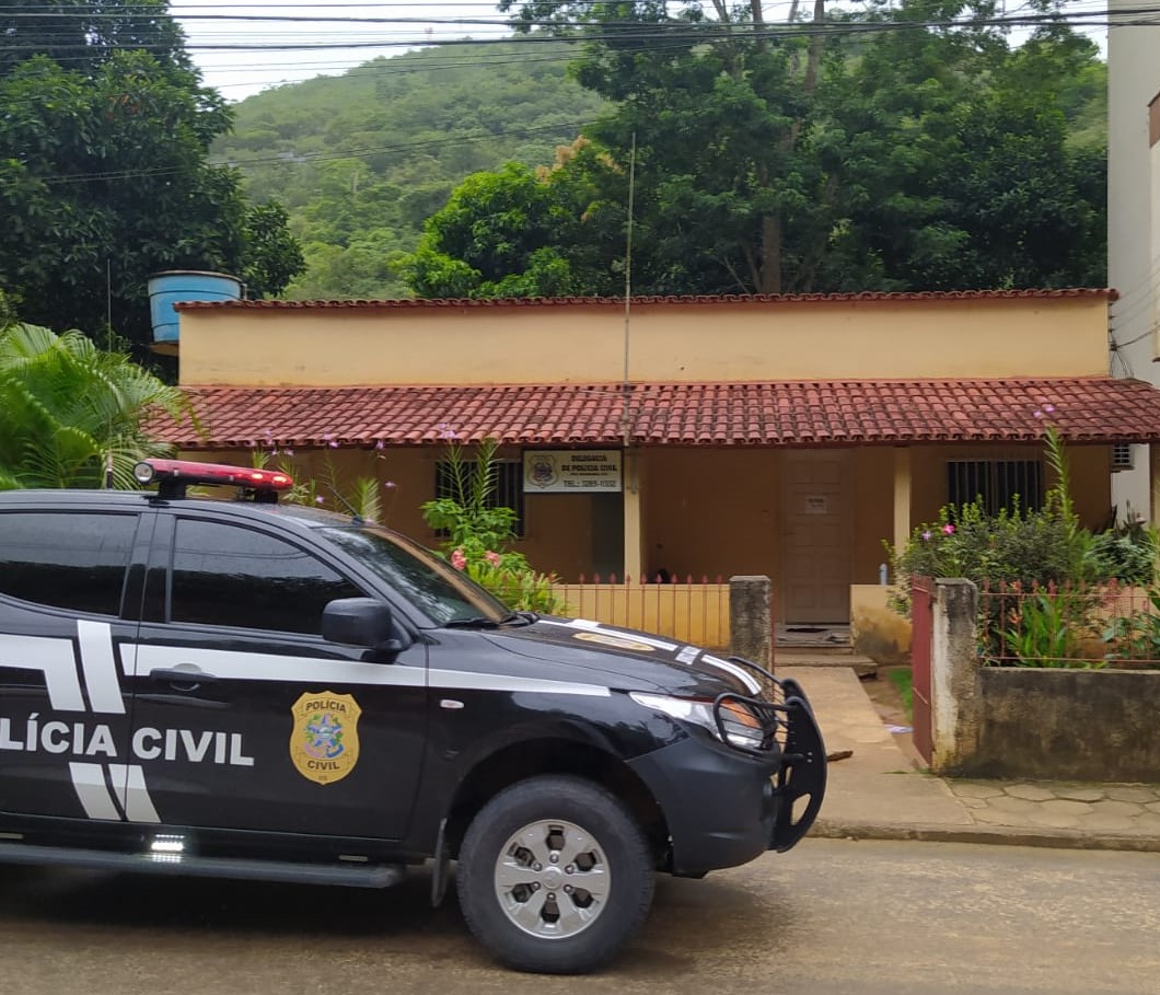 Polícia Civil prende dois homens em Rio Bananal na 2ª fase da operação de tráfico Polícia Civil prende dois homens em Rio Bananal na 2ª fase da operação de tráfico