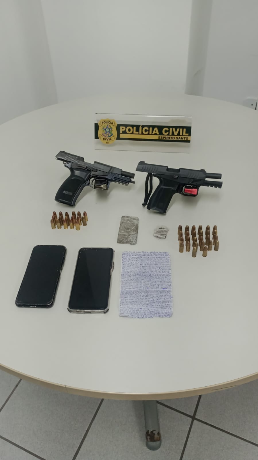Polícia Civil prende trio investigado por tentativa de homicídio em Vitória Polícia Civil prende trio investigado por tentativa de homicídio em Vitória