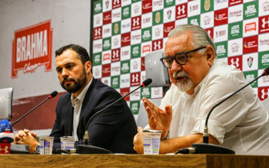 Fluminense altera filosofia e contrata Luis Zubeldía como novo treinador para a temporada. Fluminense altera filosofia e contrata Luis Zubeldía como novo treinador para a temporada.