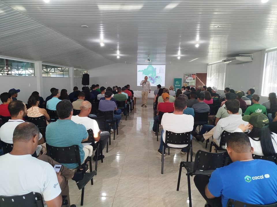 Governo do ES promove debate sobre diversificação agrícola em Mimoso do Sul Governo do ES promove debate sobre diversificação agrícola em Mimoso do Sul