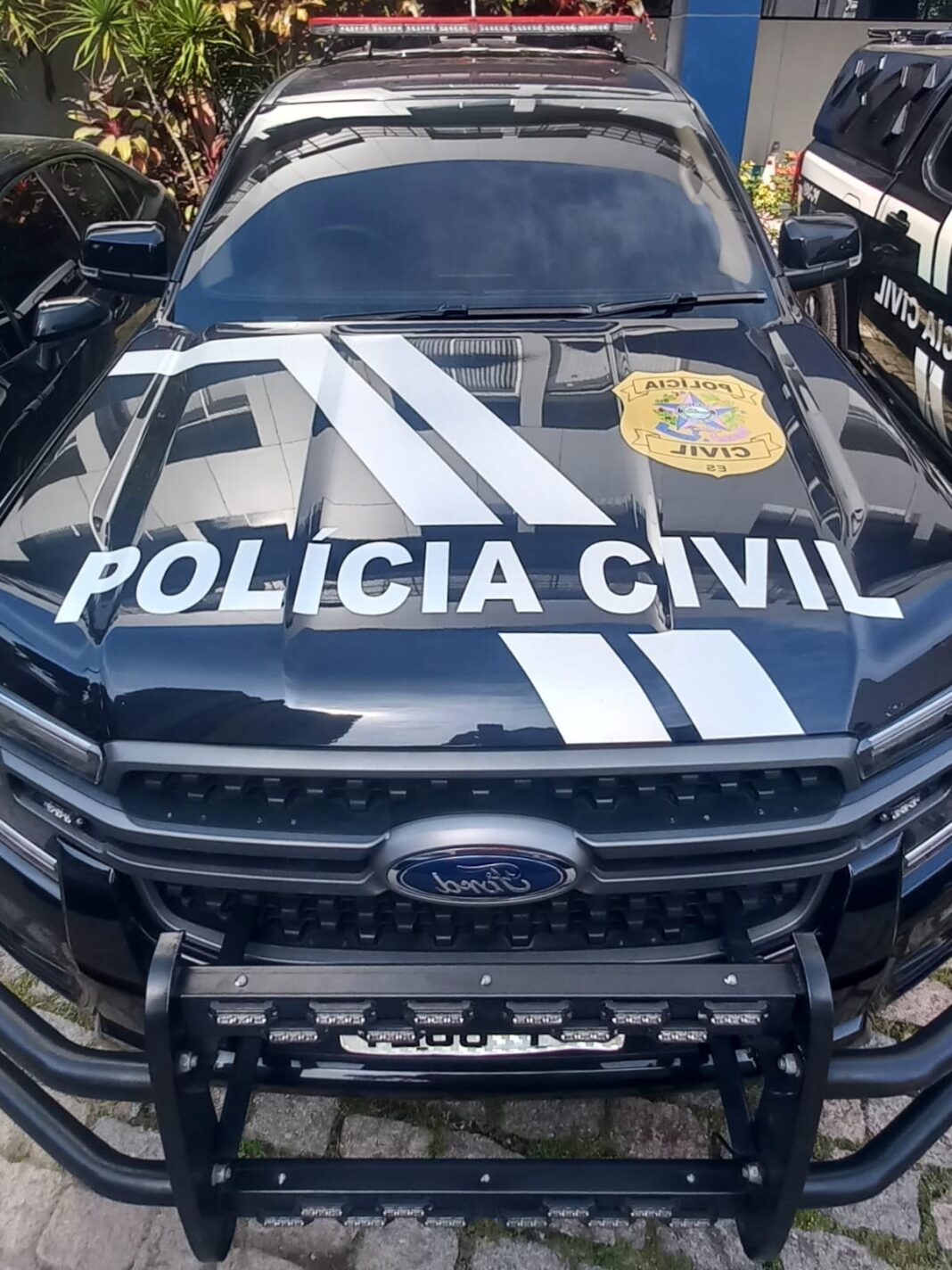 Polícia Civil prende dois homens por tráfico e homicídio em Viana, ES Polícia Civil prende dois homens por tráfico e homicídio em Viana, ES